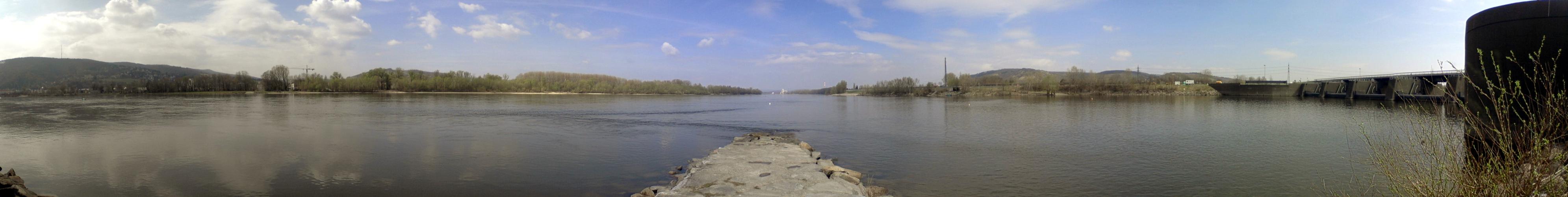 Anfang der Donauinsel.
